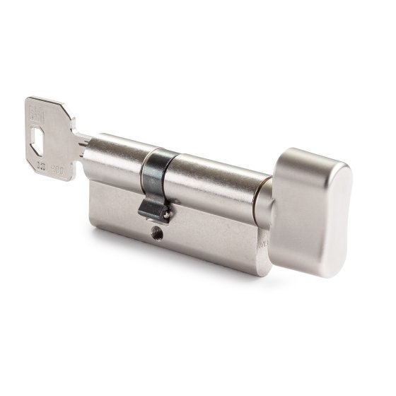 Bezpečnostní zámková vložka, fabka třídy RC4 německé značky WILKA v rozměru A:50 mm na B:80 mm bez havarijní funkce v provedení A-klíč + B-knoflík s profilem klíče 2C2. Standardně dodávány 3 klíče, možnost přiobjednat další.